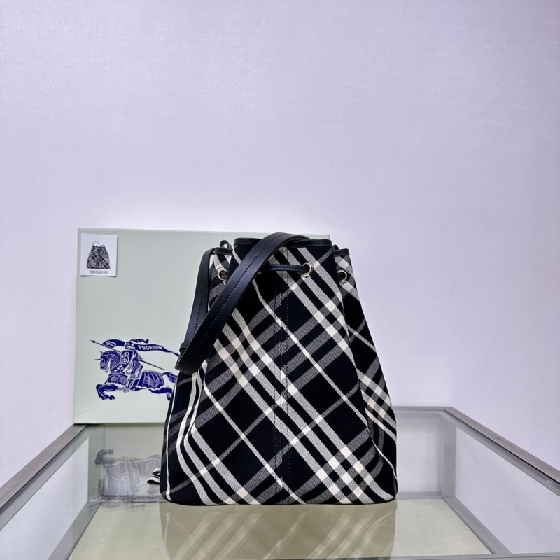 Bv*b*rry bucket bags